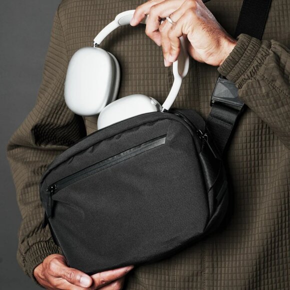 NWT Alpaka Go Sling Mini V2 Belt Travel Bag Black | Axoflux 300D - Picture 2 of 4